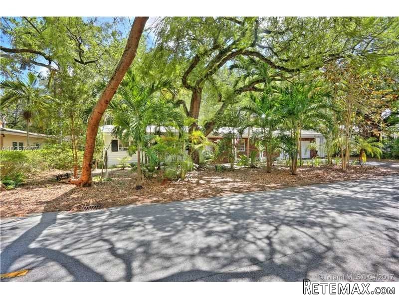 3 bedroom House For Sale: 180 W Sunrise.. - 2