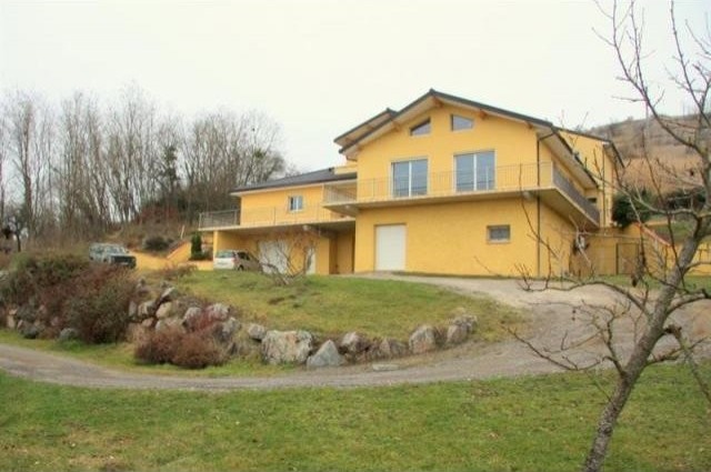 5 bedroom Villa For Sale: 03800 GANNAT