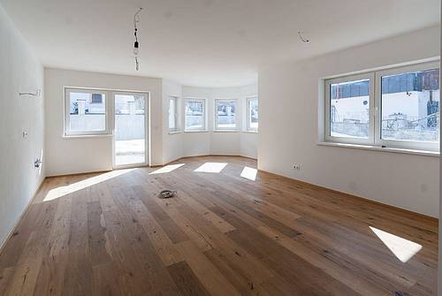 Exclusive garden apartment near the ski..