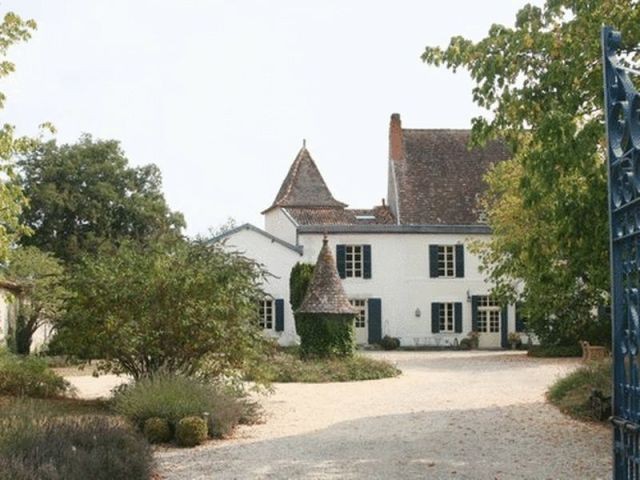 8 Bed Riverside Property With..