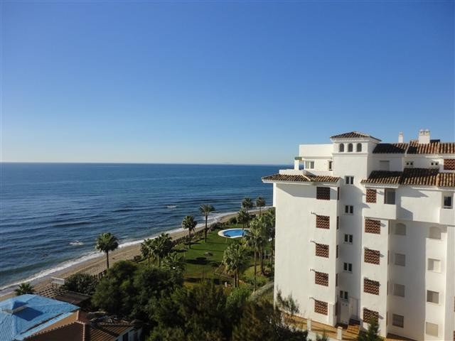 Apartment - 200 meters from beach!.. - 2