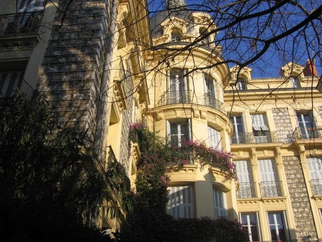 Renovated 4 bedroom apartment, with.. - 2