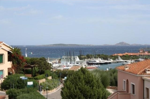 2 Bedrooms - Apartment - For Sale