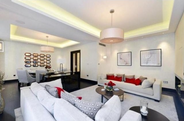 3 Bedrooms - Apartment - London - For..