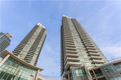 $435,000 W3124725 305 - 2240 Lakeshore..