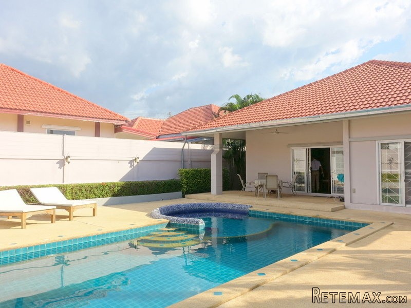 Nice 2 bedroom pool-house in secure.. - 2