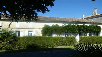 4 Bedrooms - House - Poitou-Charentes -..