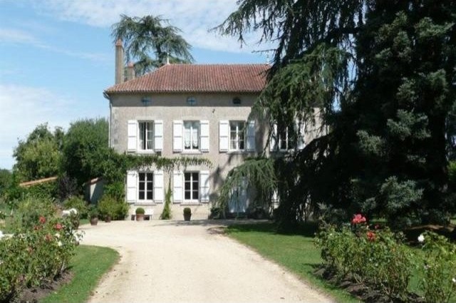 7 bedroom Character For Sale: 86000 EN..