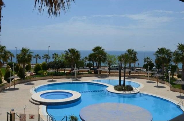 FRONTLINE PENTHOUSE APARTMENT IN..