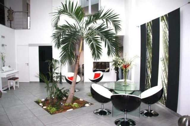 7 bedroom Villa For Sale: 63000..
