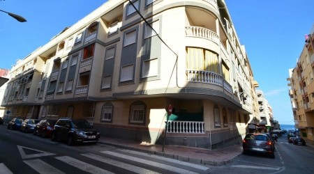 Resale · Apartment · Spain · Costa Bl..