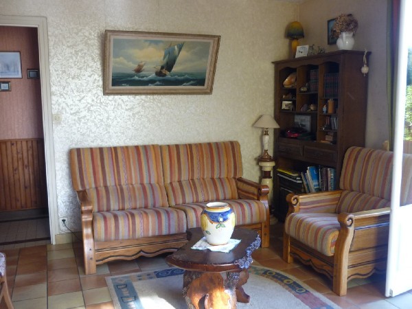 Nice 1970s Detached House - 2