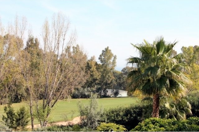 3 Bedroom Apartment For Sale In La.. - 2