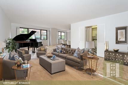 2 bedroom Apartment For Sale: 201 EAST..