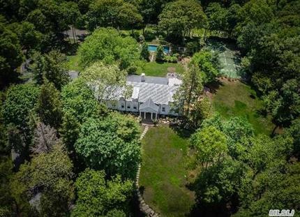 76 Piping Rock Rd Matinecock, NY 11560