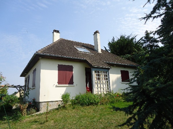 Neat 1970s House in Coastal Location