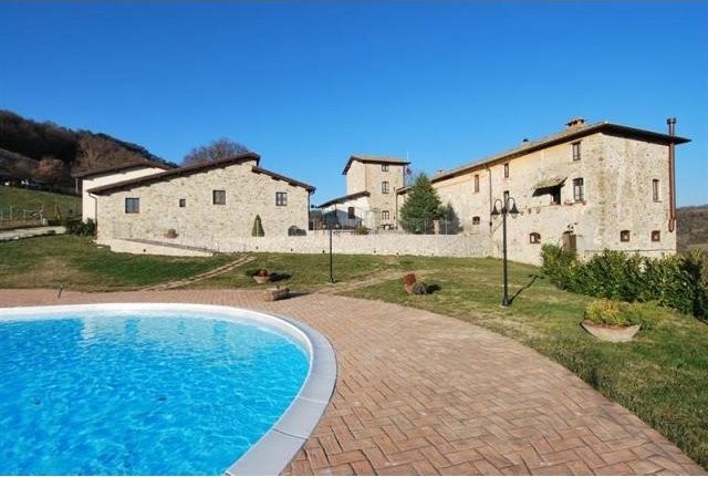9 bedroom House For Sale: Perugia..