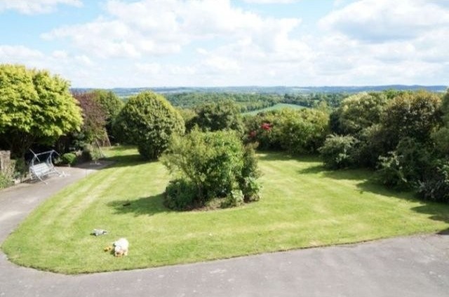 6 Bed Stone Built Property - 2
