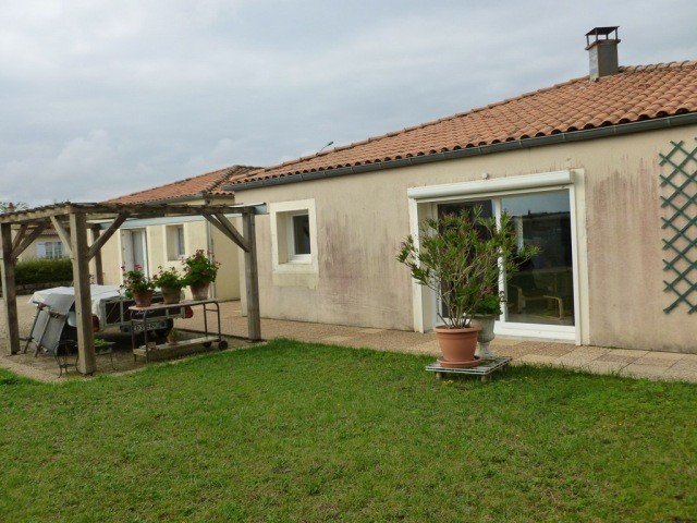 Bungalow With 2nd Lodgement