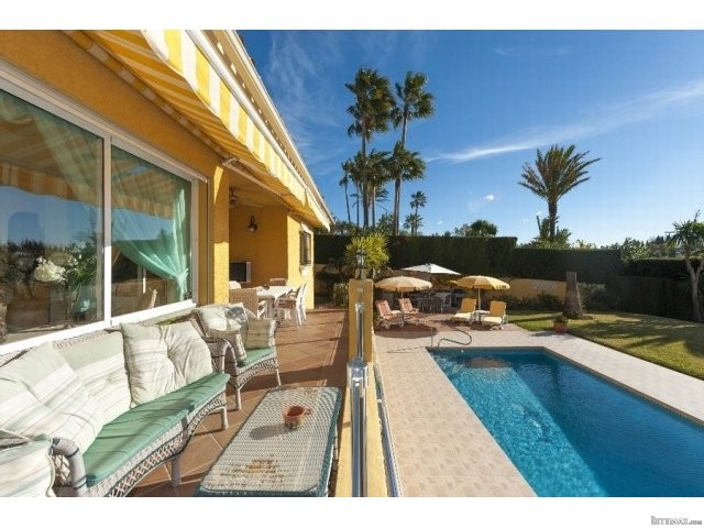 4 Bed House - 2