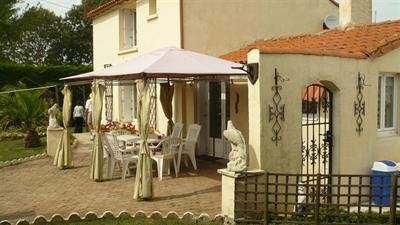 House Villa 6 Rooms