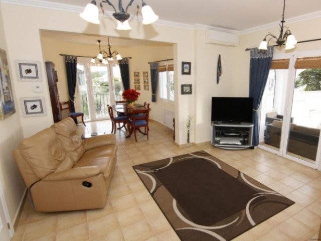 3 Bedrooms - Villa - Alicante - For Sale - 2