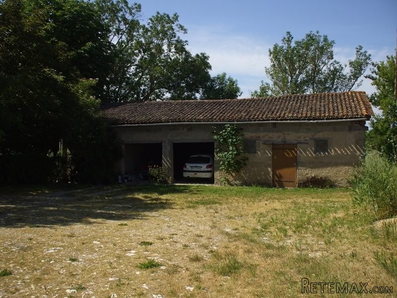 Two Habitable Houses And Outbuildings.. - 2