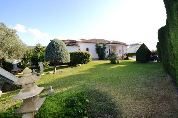4 Bed 3 Bath Villa Javea 18 - Javea