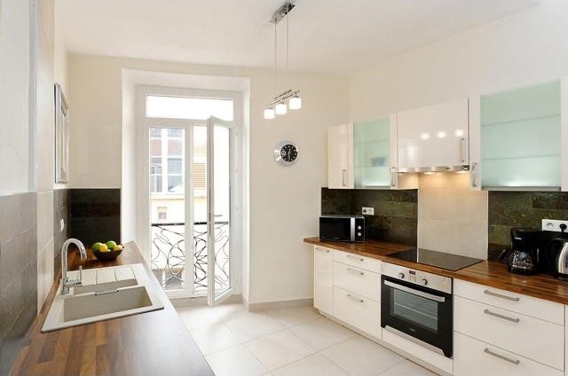 Fantastic one bed in Old Town