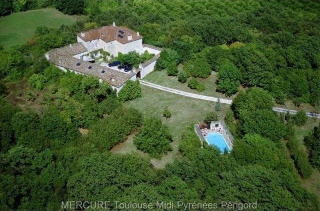 6 bedroom Castle For Sale: 47000..
