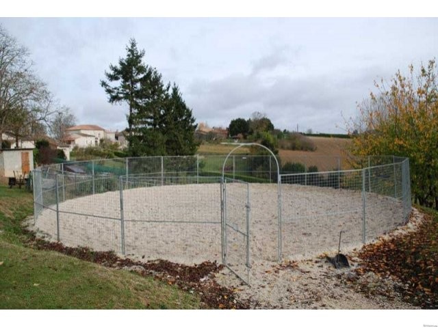 Fully Set Up Equestrian Property In 8.. - 2