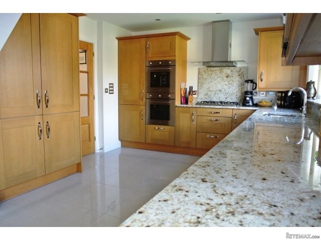The Farriers, London Road £495,000 - 2