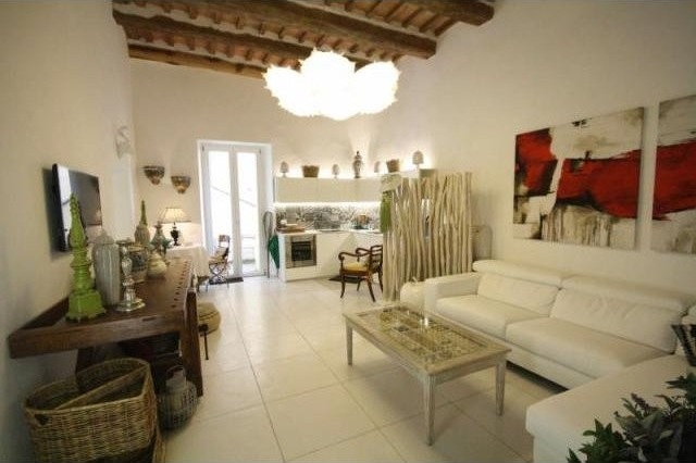 2 Bedrooms - Apartment - For Sale