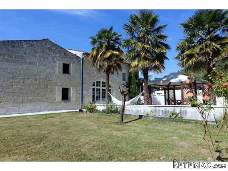 7 Bedrooms - Farm - Poitou-Charentes.. - 2