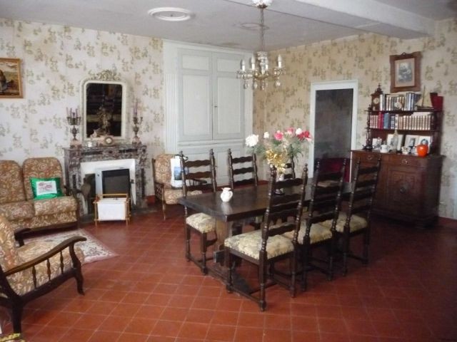 Country House, Habitable to Improve - 2