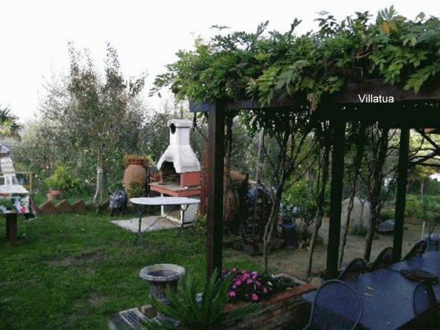 Village/town House - For Sale - South.. - 2