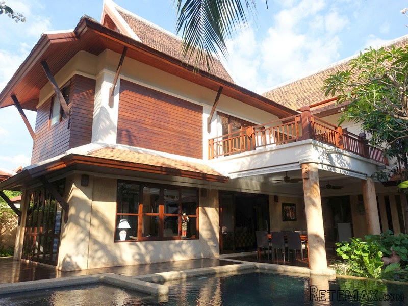 Chateau Dale: Tropical 4 plus bedroom..