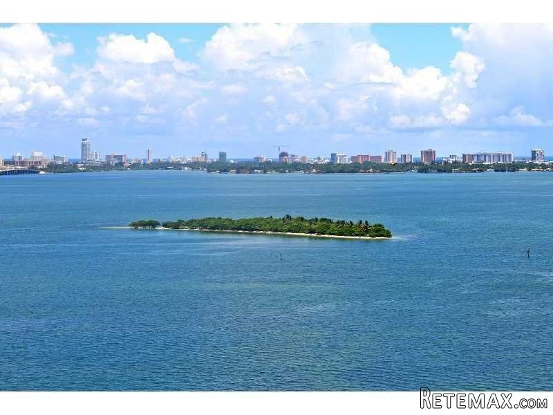 2 bedroom Flat For Sale: 2020 N.. - 2