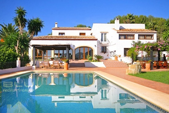 11 Bedroom Villa in Javea