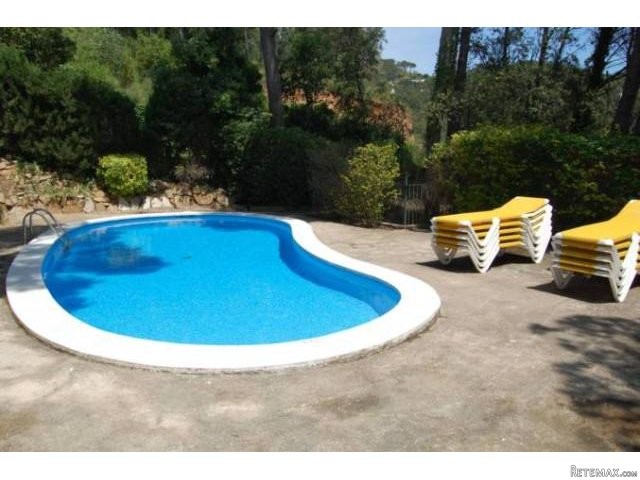 APARTMENT WITH POOL IN LLAFRANC