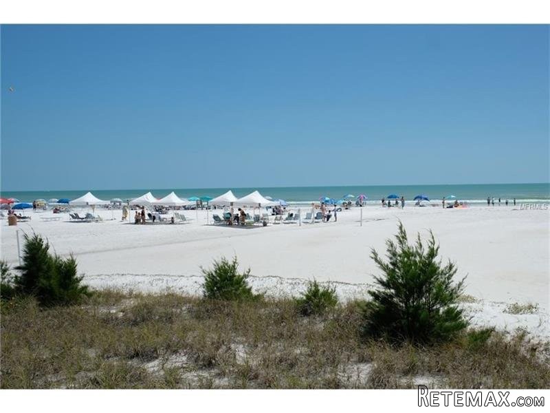 3 bedroom Town House For Sale: 5880.. - 2
