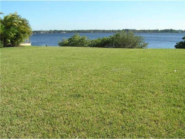 Land For Sale: 717 Riviera Dunes Way..