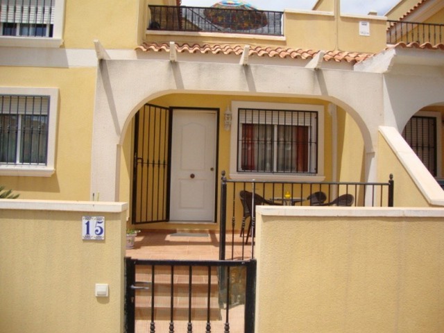 3 Bedrooms - Townhouse - Alicante - For..