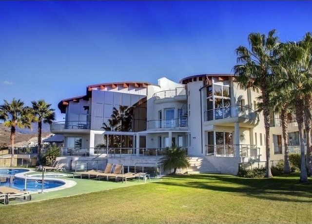 Villa - El Cid is an impressive villa..