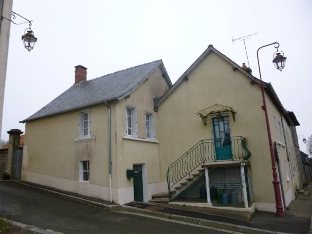 Village House, Many Possibilities