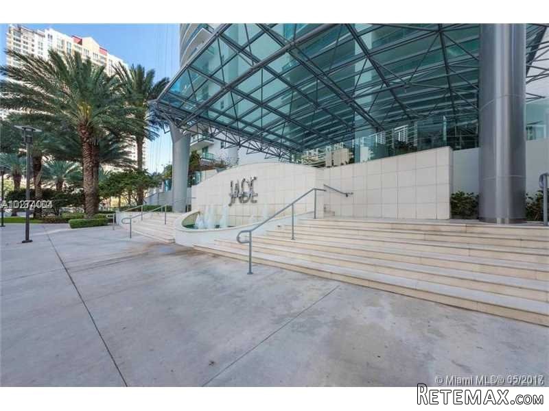 2 bedroom Flat For Sale: 1331 Brickell.. - 2