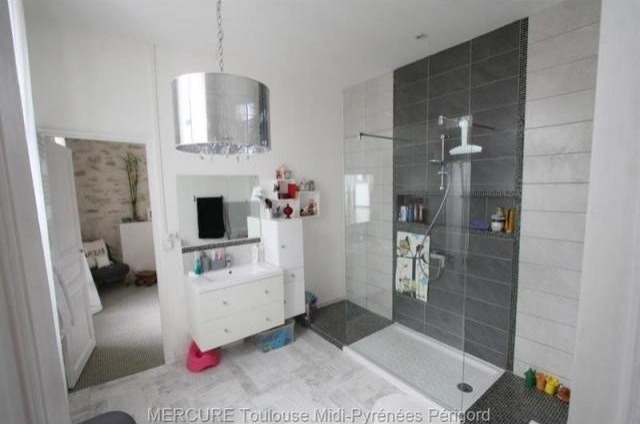 7 bedroom Village House For Sale: 11000.. - 2