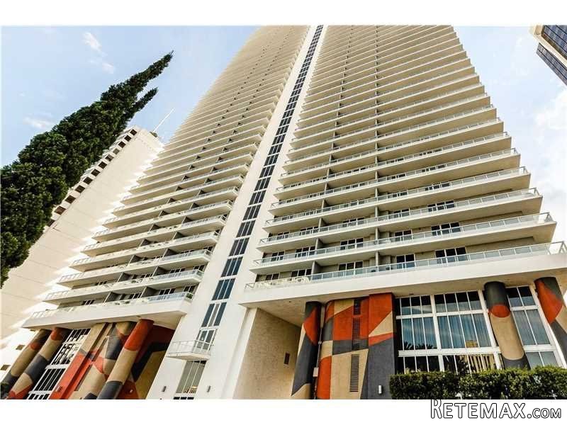 2 bedroom Flat For Sale: 50 Biscayne..