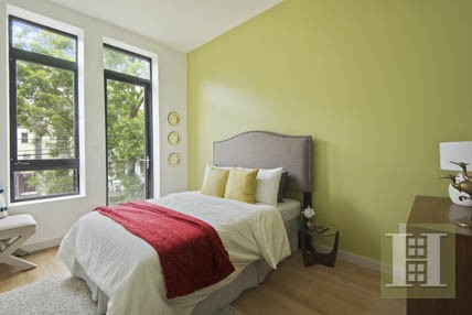 3 bedroom Apartment For Sale: 708.. - 2