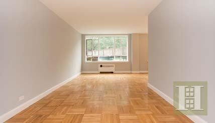 Apartment For Sale: 5355 HENRY HUDSON.. - 2